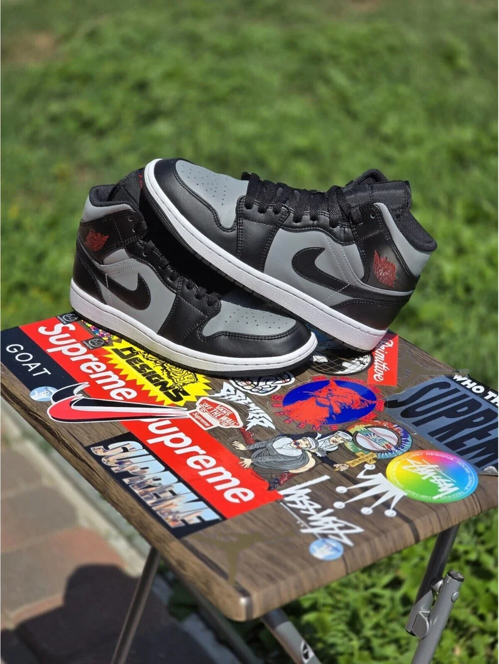 Size 8M - Jordan 1 Mid Shadow